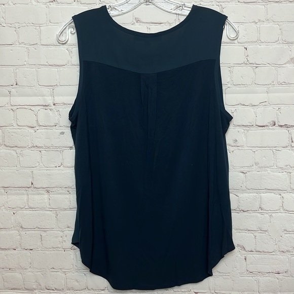 Ann Taylor LOFT Sleeveless Multimedia Covered Button Blouse - Picture 6 of 11